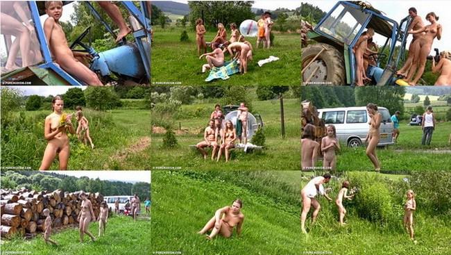 Family naturism video in nature - Grassy outdoor fitness | Naturist Gallery