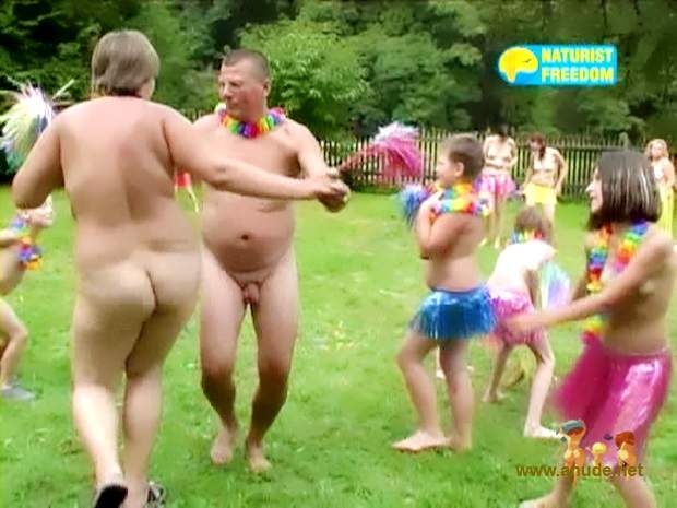 Naturist Freedom video European hawaii | Naturist Gallery